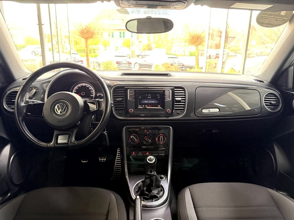 Volkswagen Beetle Cabriolet 1.4 TSI BMT R-Line PDC Klima foto 15