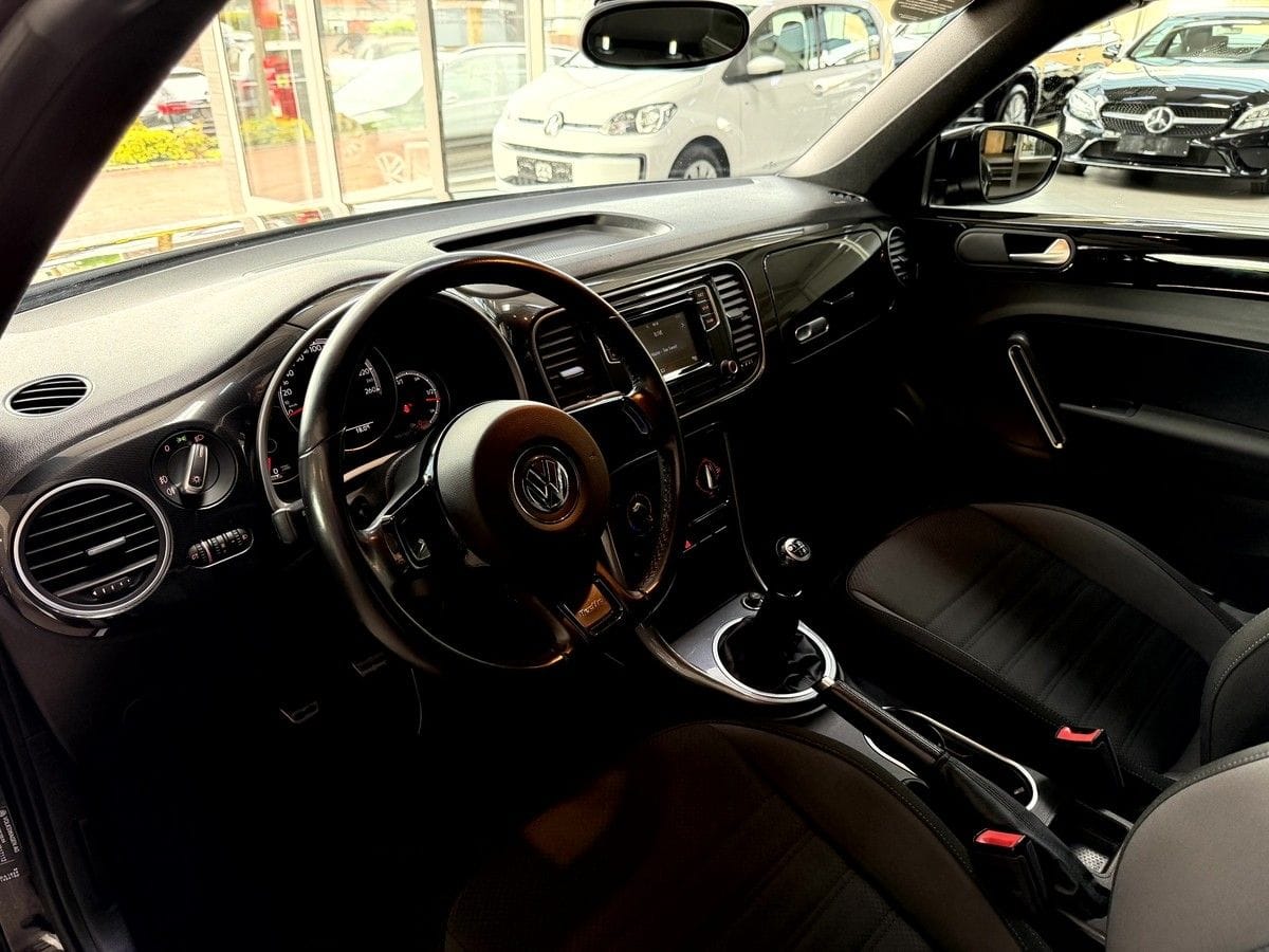 Volkswagen Beetle Cabriolet 1.4 TSI BMT R-Line PDC Klima foto 9