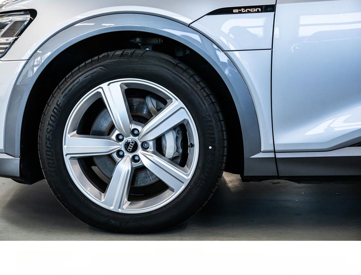 Audi E-TRON 55 ADVANCED 20Z/ACC/HuD/NIGHT/KEYLESS/NAV foto 13