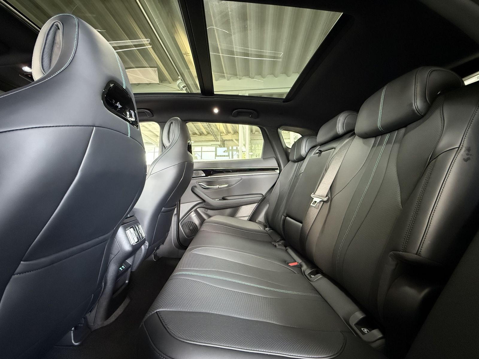 BYD SEAL U DM-i Boost Plug-In Hybrid 360° ACC TW LED foto 16