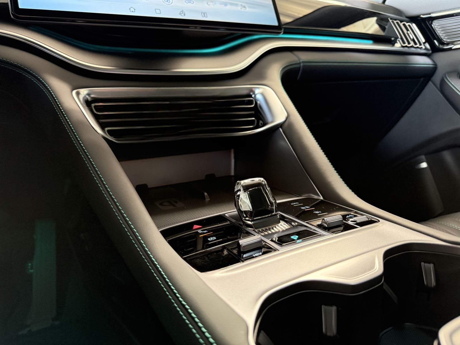 BYD SEAL U DM-i Boost Plug-In Hybrid 360° ACC TW LED foto 21