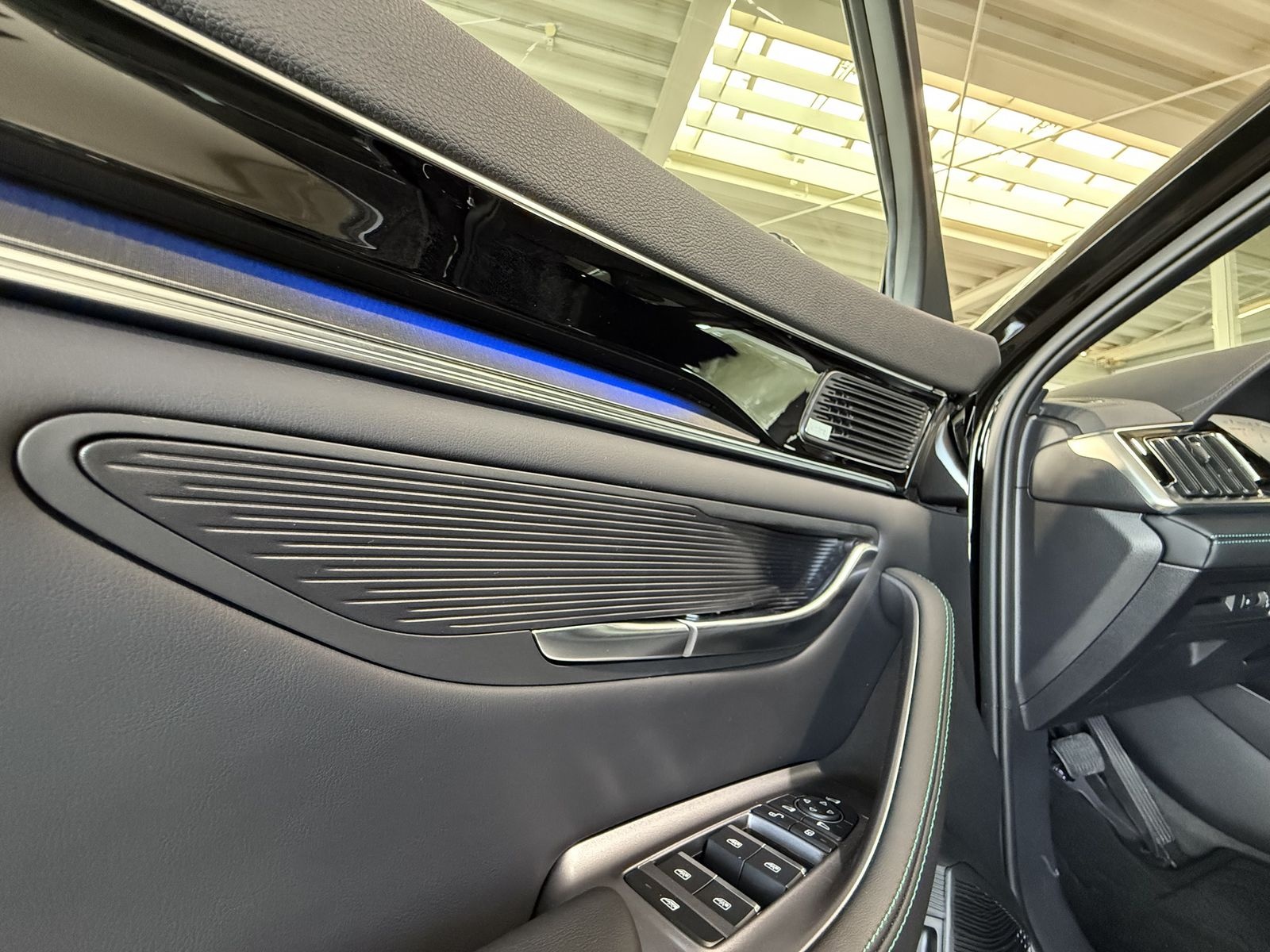 BYD SEAL U DM-i Boost Plug-In Hybrid 360° ACC TW LED foto 23