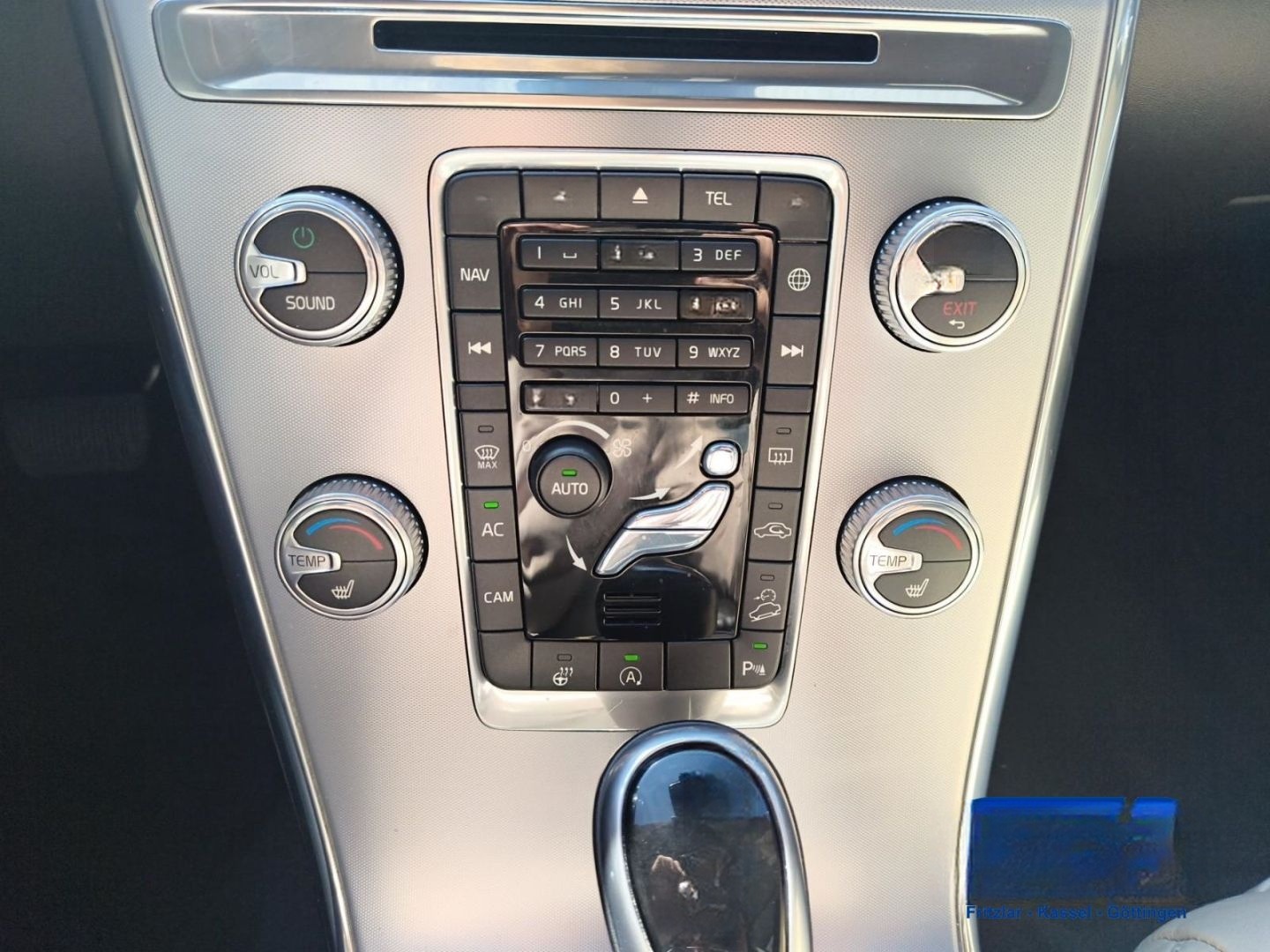 Volvo XC60 Summum AWD Navi Digitales Cockpit Memory Si foto 17