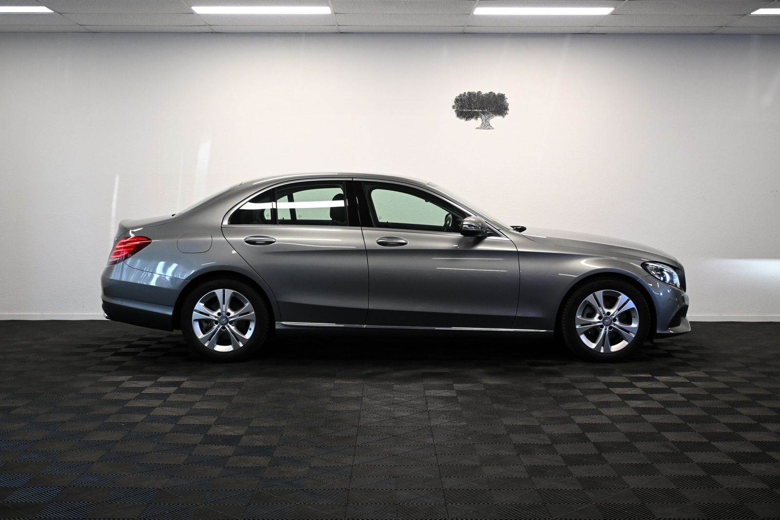 Mercedes-Benz C 180 *LED *AHK *2-ZONEN *SHZ *KAMERA *AMBIENTE foto 5