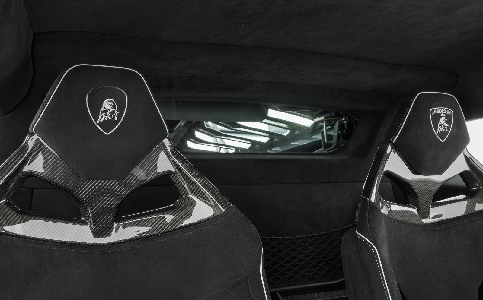 Lamborghini Huracán STO foto 12