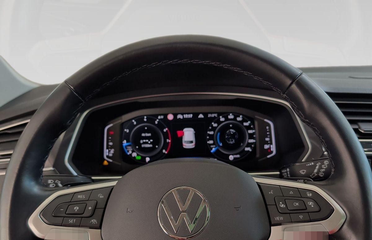 Volkswagen Tiguan Allspace TSI DSG 4M Elegance PanoSD+19Z+S foto 17