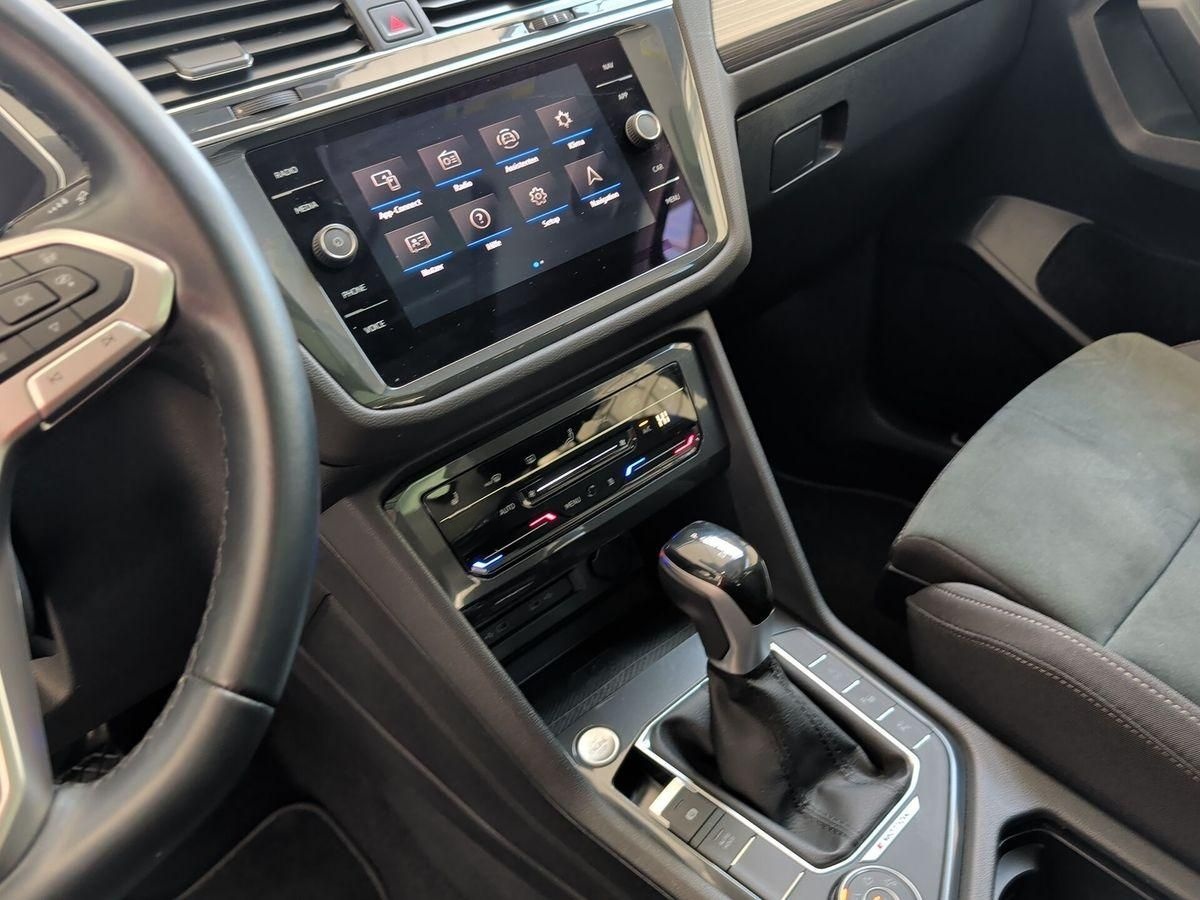 Volkswagen Tiguan Allspace TSI DSG 4M Elegance PanoSD+19Z+S foto 22