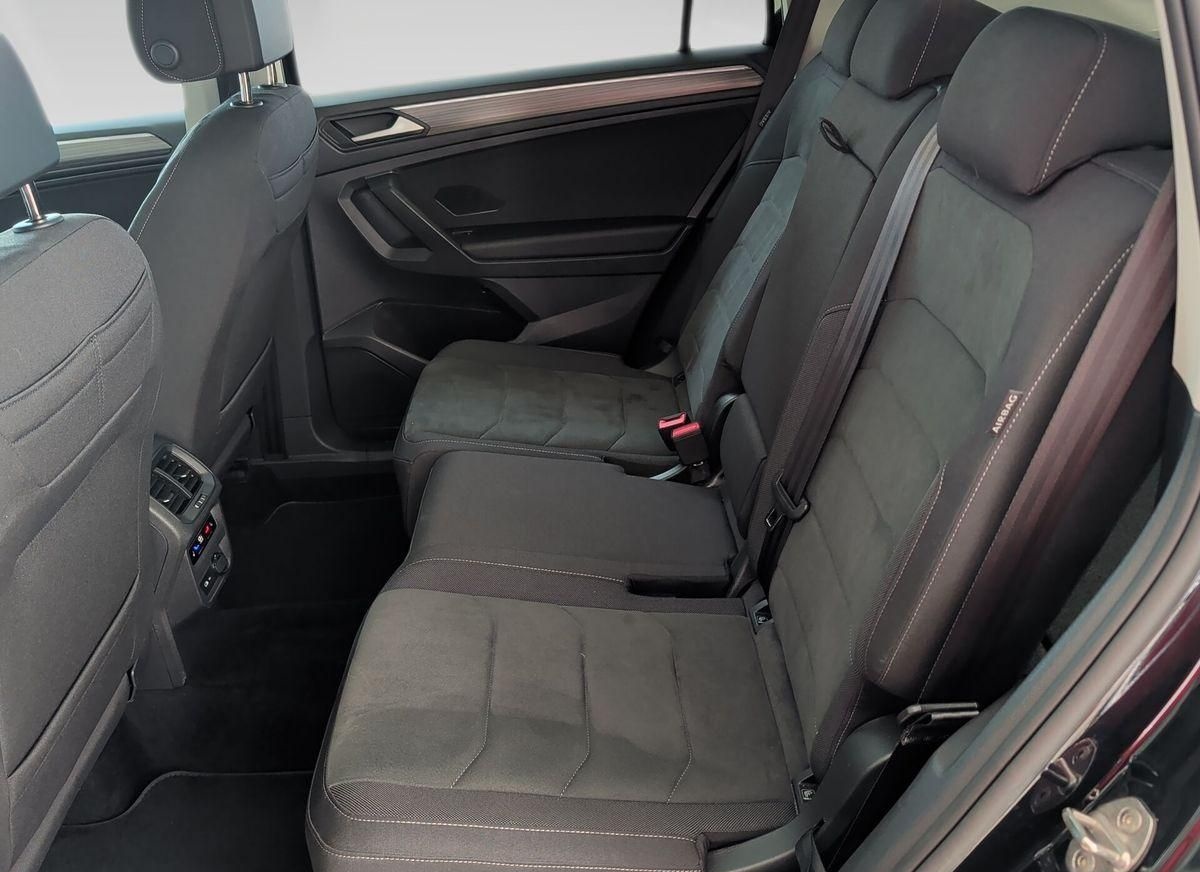 Volkswagen Tiguan Allspace TSI DSG 4M Elegance PanoSD+19Z+S foto 25