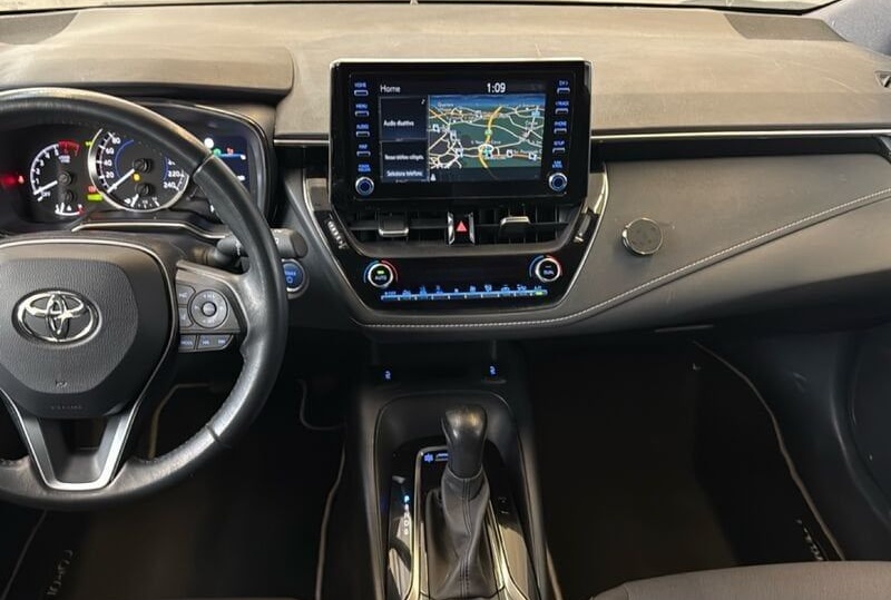 Toyota Corolla 1.8 Hybrid Style foto 12