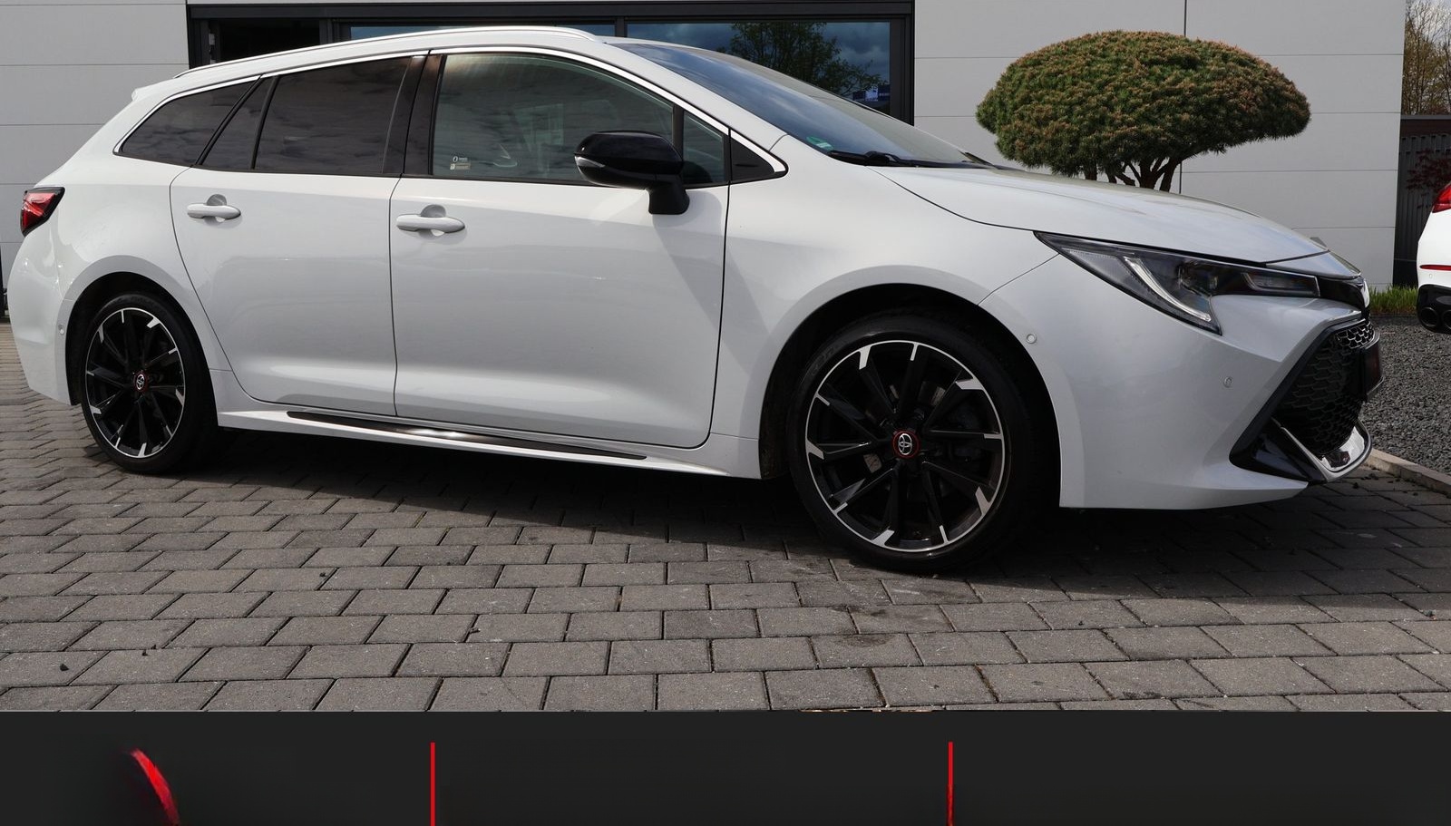 Toyota Corolla Hybrid GR Sport Touring-HeadUp-Garantie foto 1