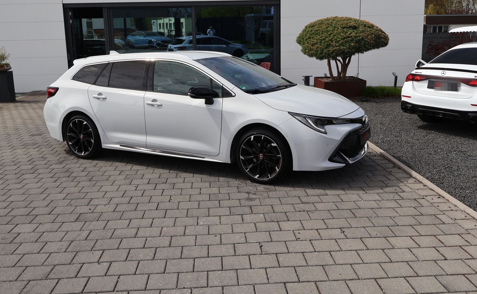 Toyota Corolla Hybrid GR Sport Touring-HeadUp-Garantie foto 2