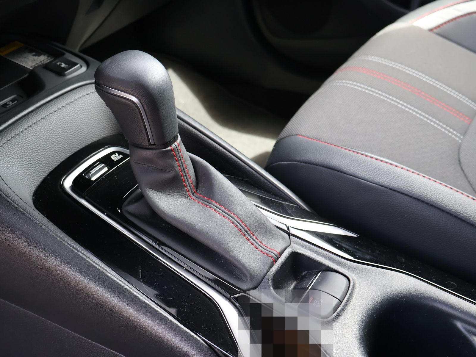 Toyota Corolla Hybrid GR Sport Touring-HeadUp-Garantie foto 19