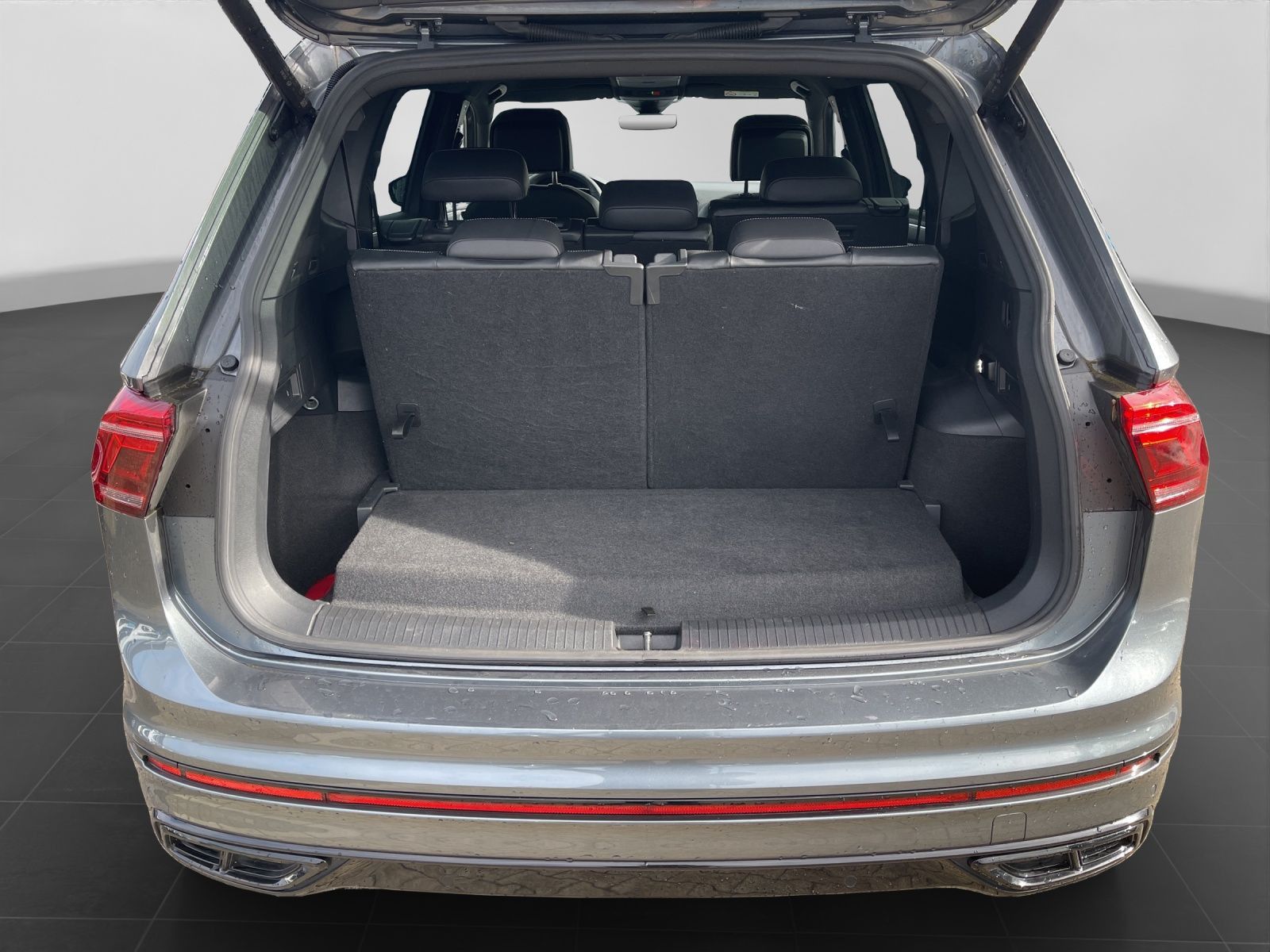 Volkswagen Tiguan Allspace 2.0 TSI DSG 4M R-LINE BLACK  AHK foto 17