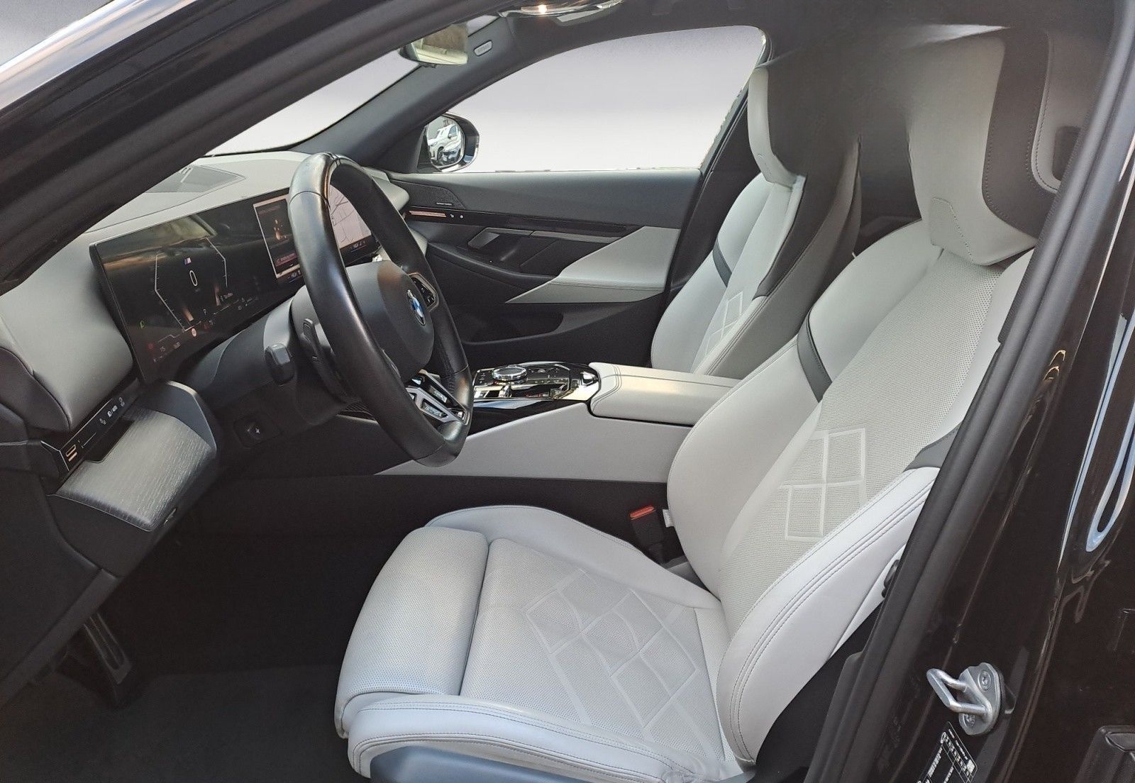 BMW 520d Navi Tempom.aktiv Bluetooth PDC HeadUp M Pr foto 5