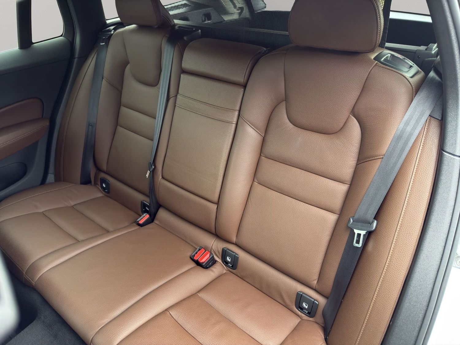 Volvo V60 INSCRIPTION T5 LED HARMAN KARDON LEDER NAVI  foto 13