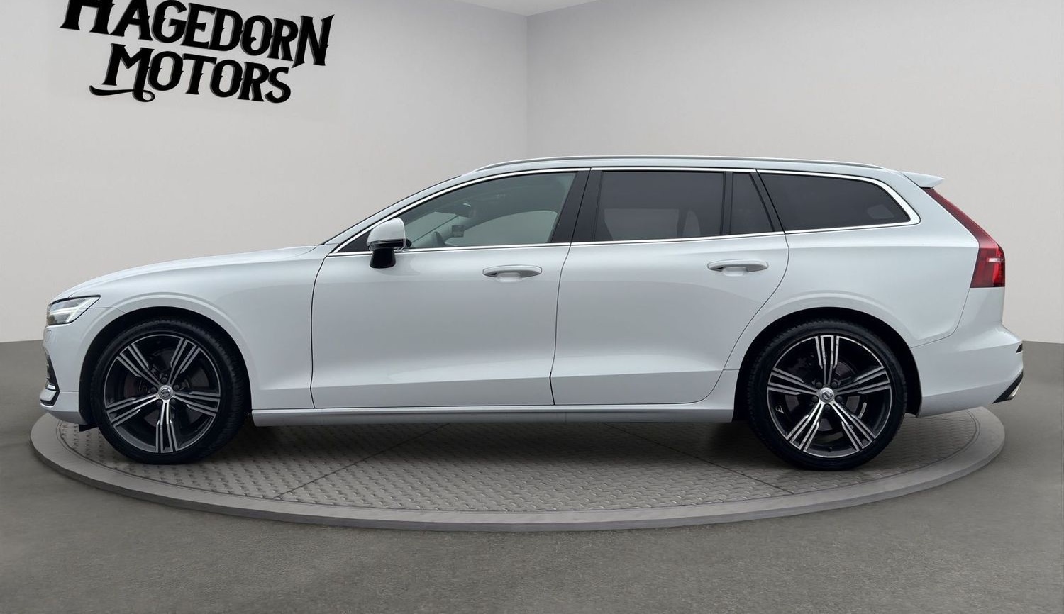 Volvo V60 INSCRIPTION T5 LED HARMAN KARDON LEDER NAVI  foto 3