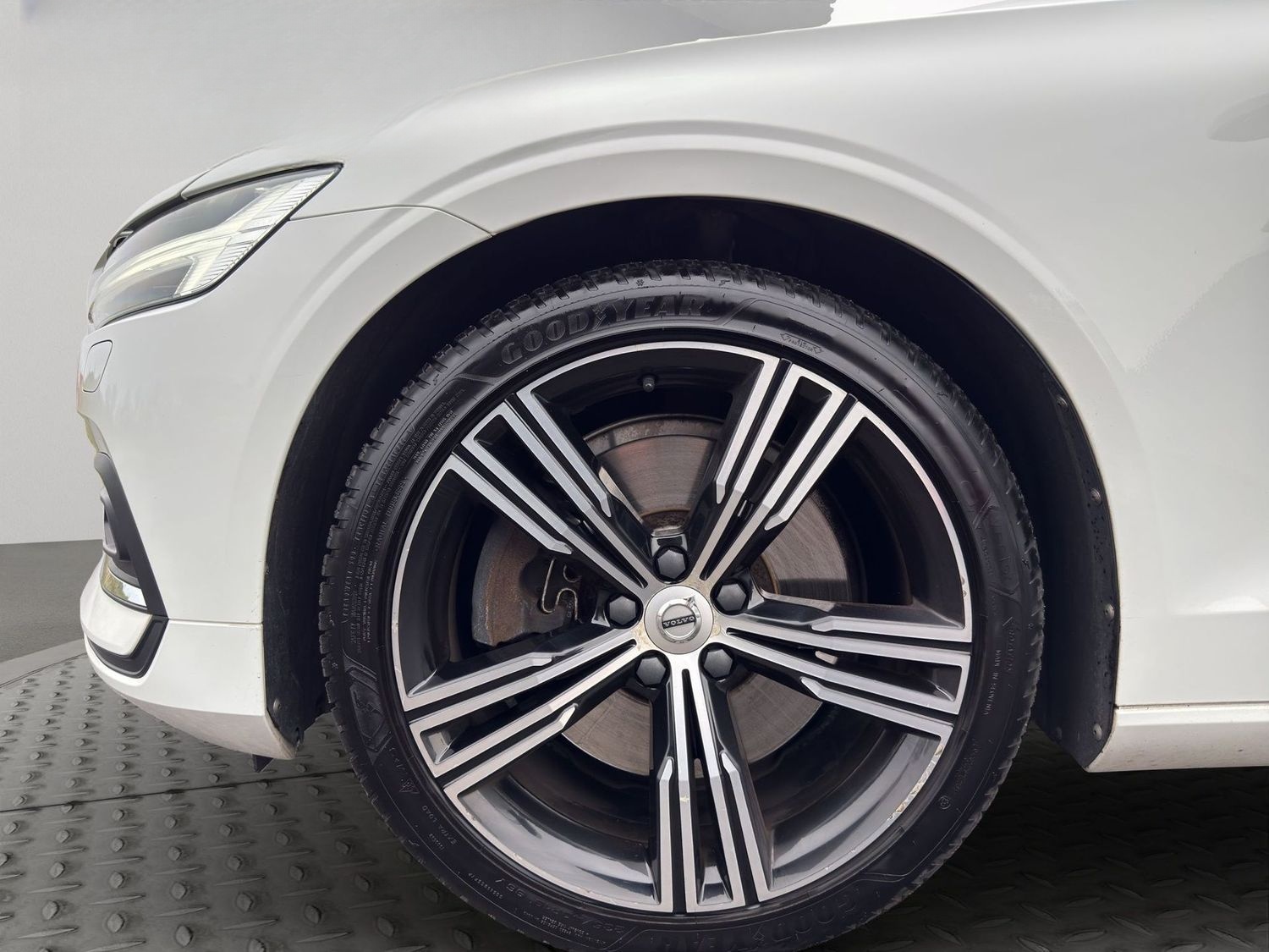 Volvo V60 INSCRIPTION T5 LED HARMAN KARDON LEDER NAVI  foto 24