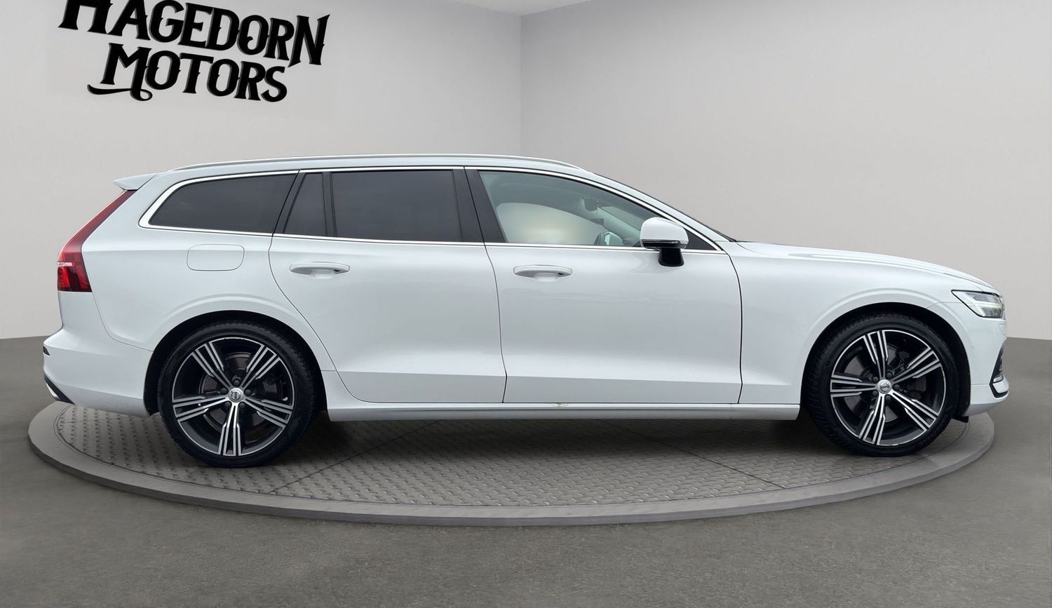 Volvo V60 INSCRIPTION T5 LED HARMAN KARDON LEDER NAVI  foto 7