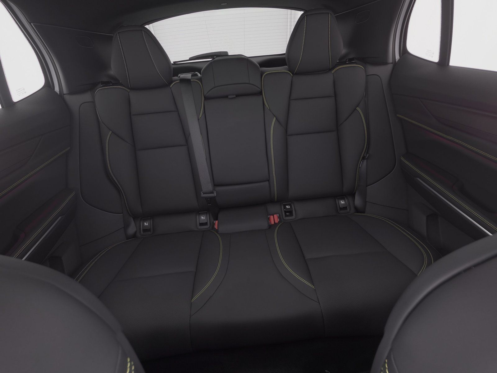 Lynk&Co Lynk & Co 01 More Plug-in Hybrid 20"+PANO+360° foto 6