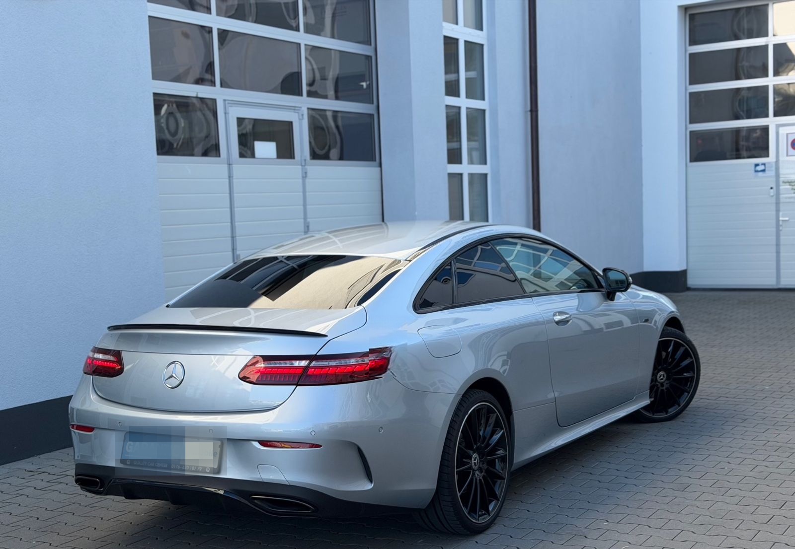 Mercedes-Benz E 200 AMG 9G Night *WIDESCREEN*MASSAGE* foto 3