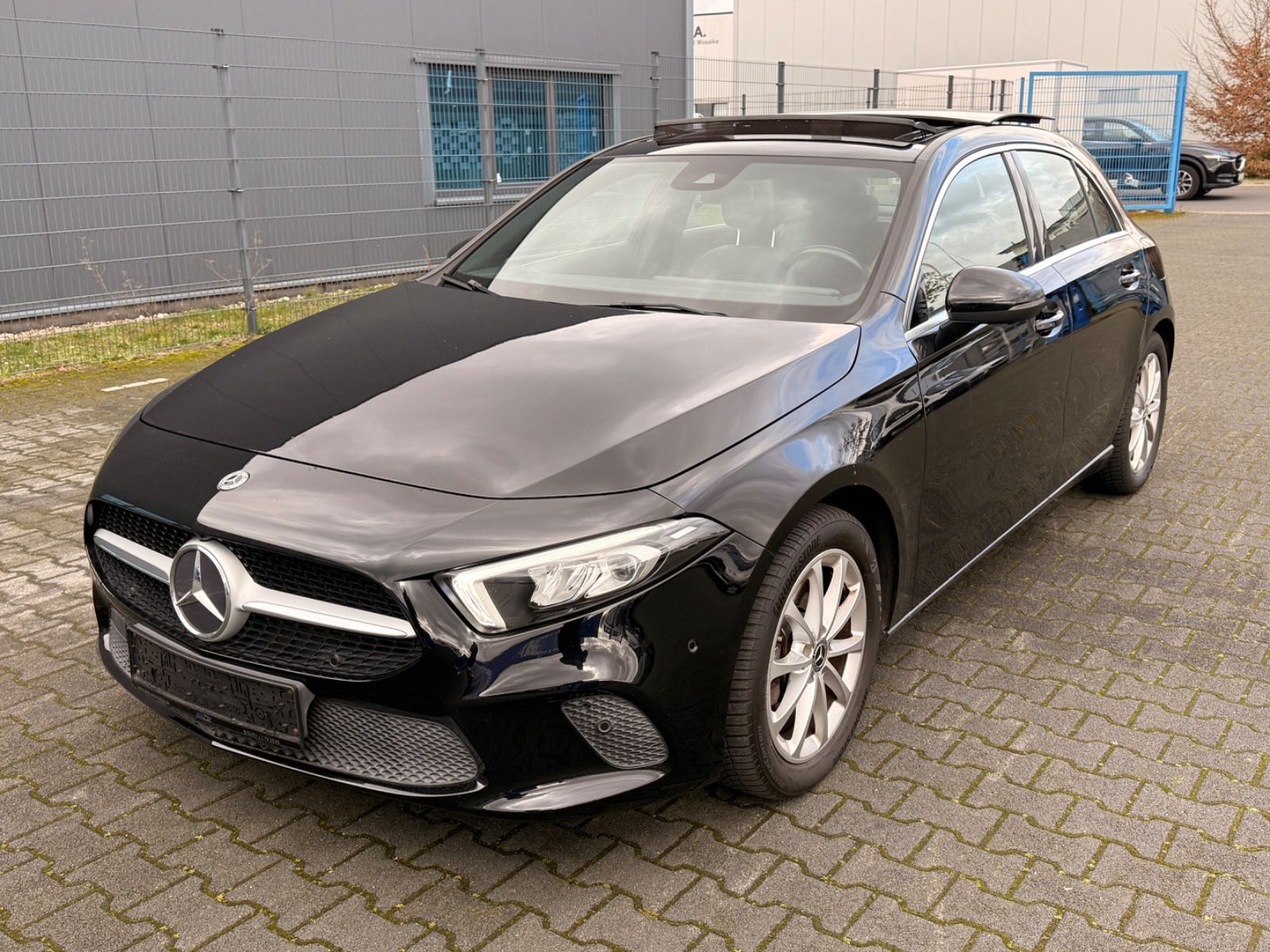 Mercedes-Benz A 220* PROGRESSIVE*PANO*VOLL SCHECKHEFT* foto 4
