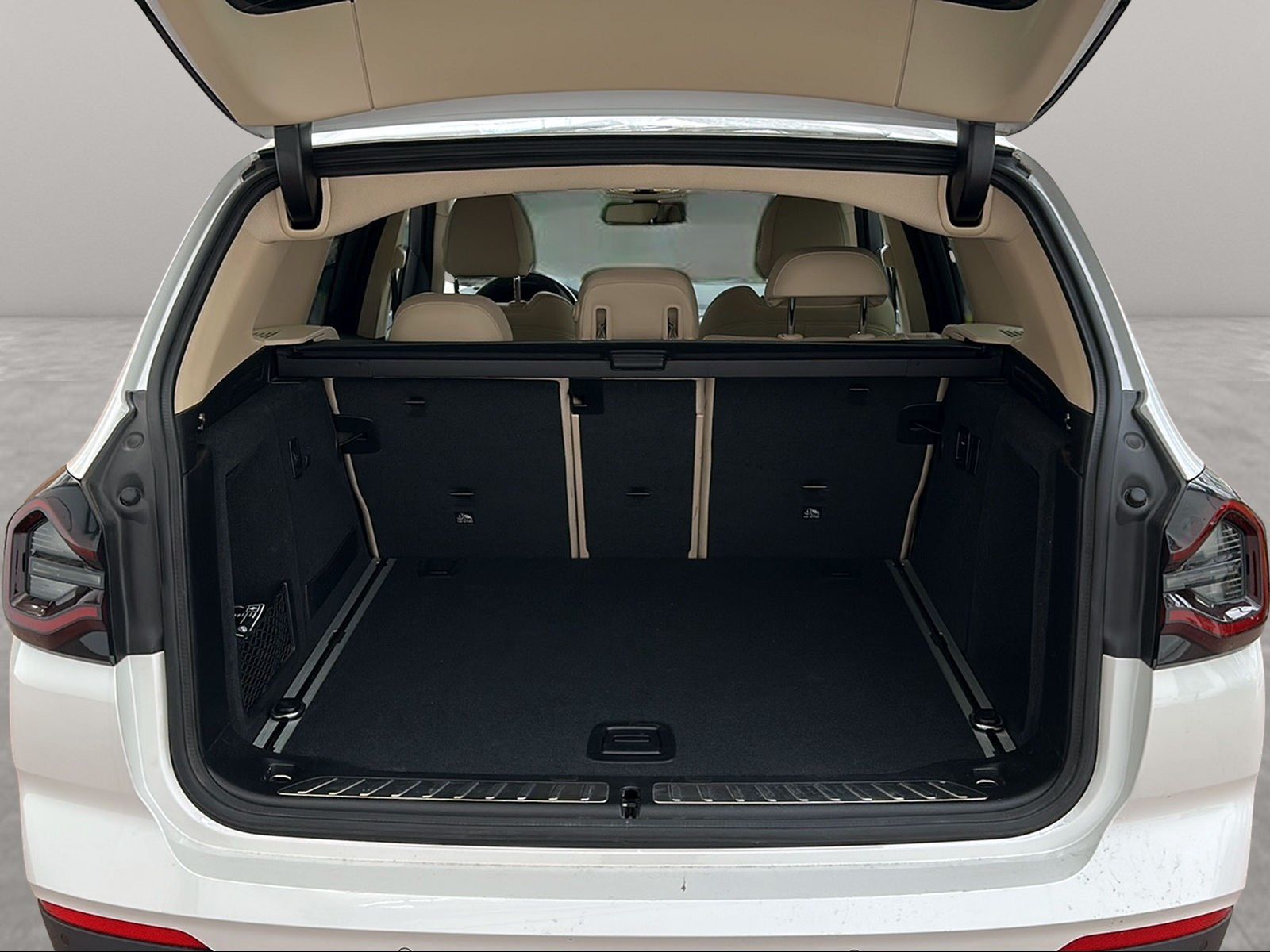 BMW X3 xDrive20d Standheizung Navi AHK Kamera LED foto 16