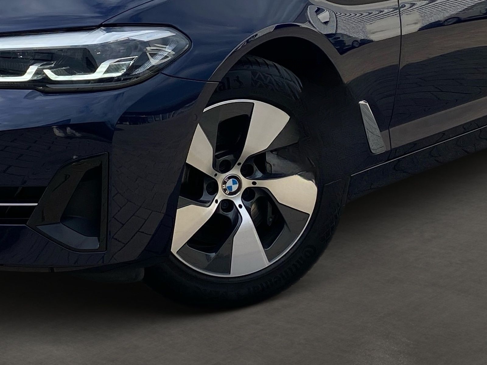 BMW 530d Limousine DAB WLAN GSD Parkassistent AHK foto 6