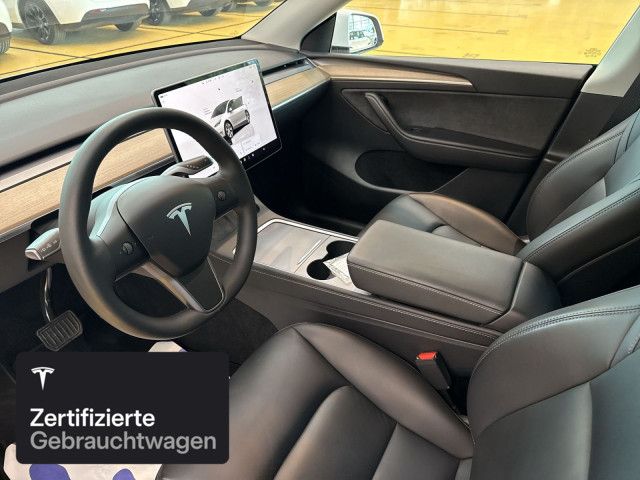 Tesla Model Y Rear-Wheel Drive foto 11