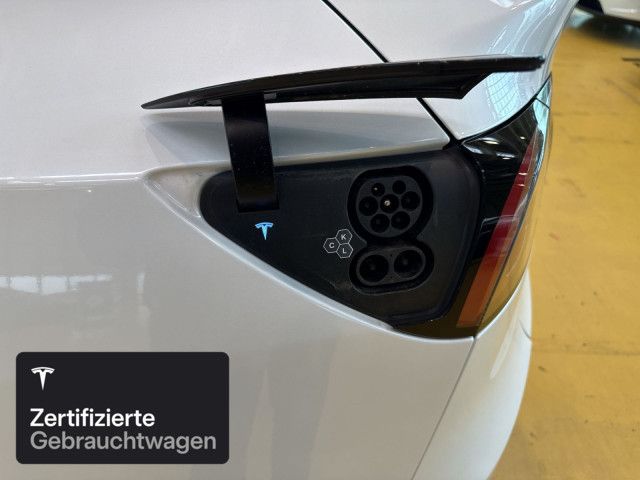 Tesla Model Y Rear-Wheel Drive foto 19