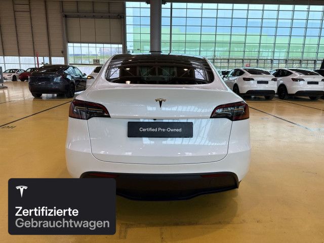 Tesla Model Y Rear-Wheel Drive foto 6