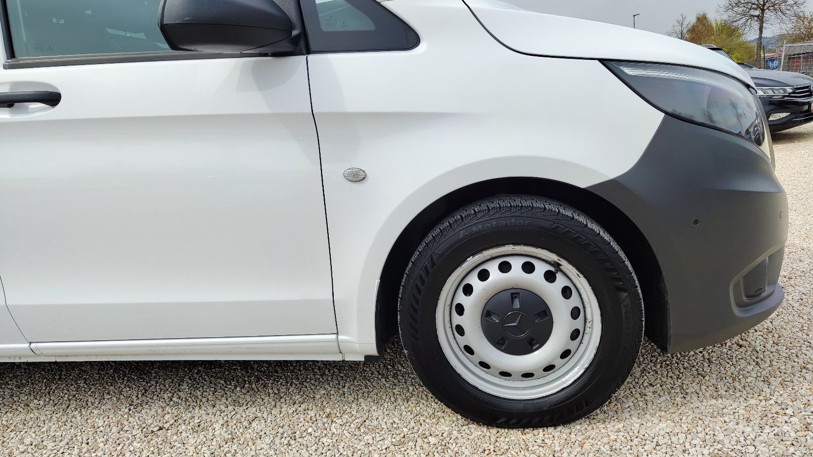 Mercedes-Benz Vito Tourer 110 CDI Pro FWD lang 9.Sitzer Kamera foto 16