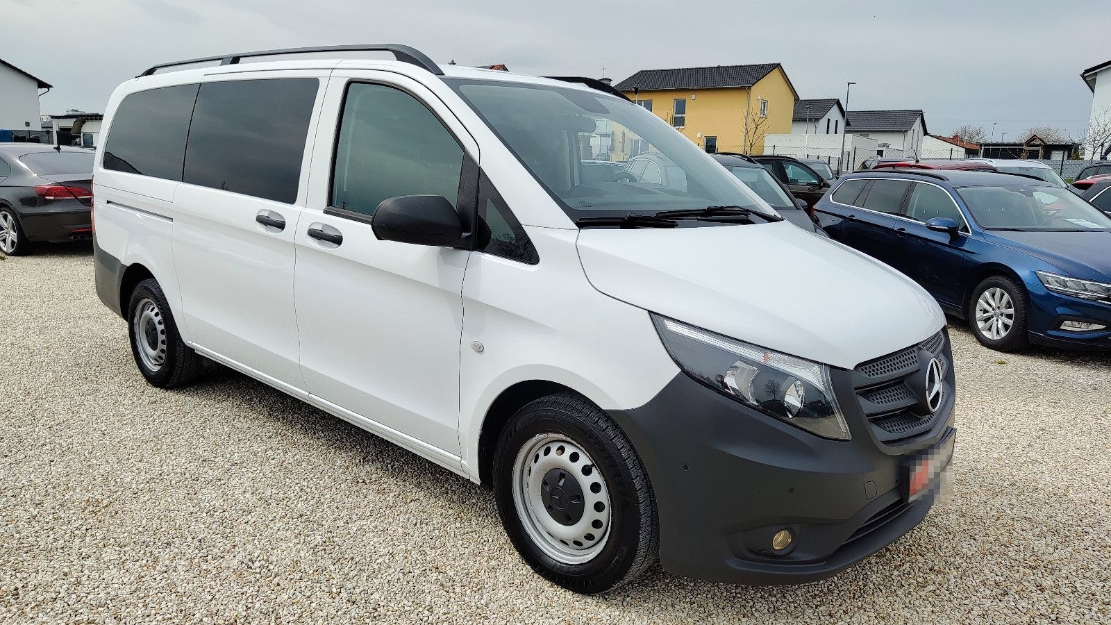 Mercedes-Benz Vito Tourer 110 CDI Pro FWD lang 9.Sitzer Kamera foto 17