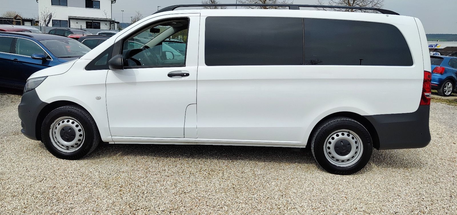 Mercedes-Benz Vito Tourer 110 CDI Pro FWD lang 9.Sitzer Kamera foto 4