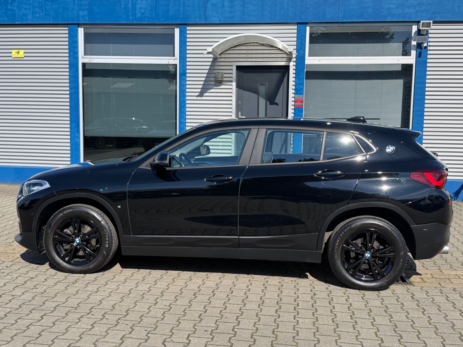 BMW X2 xDrive18d Advantage*LED*NAV*RCAM*PDC*TEMP*AHK foto 10