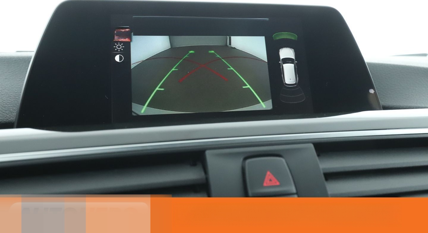 BMW 330i Sport Line *NAVI*LED*HUD*CAM*TEMPO*SHZ*ALU* foto 19