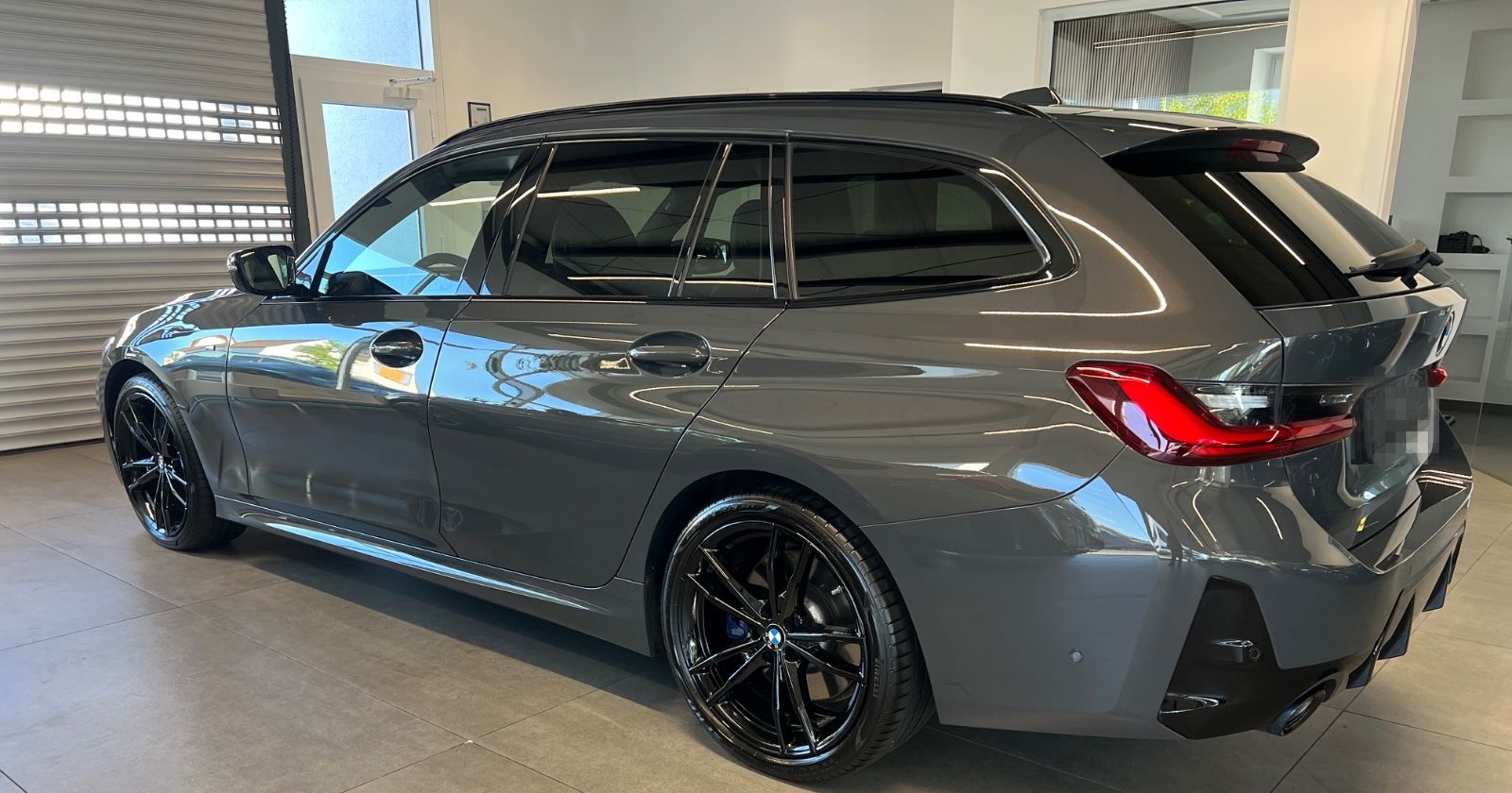 BMW 320 d Touring xDrive M Sport foto 14