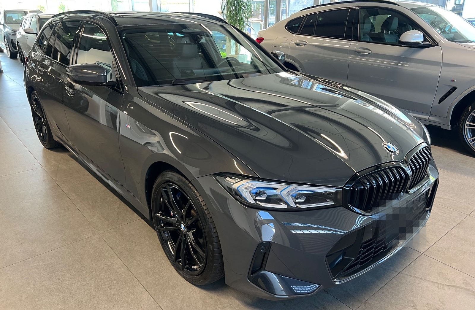 BMW 320 d Touring xDrive M Sport foto 3