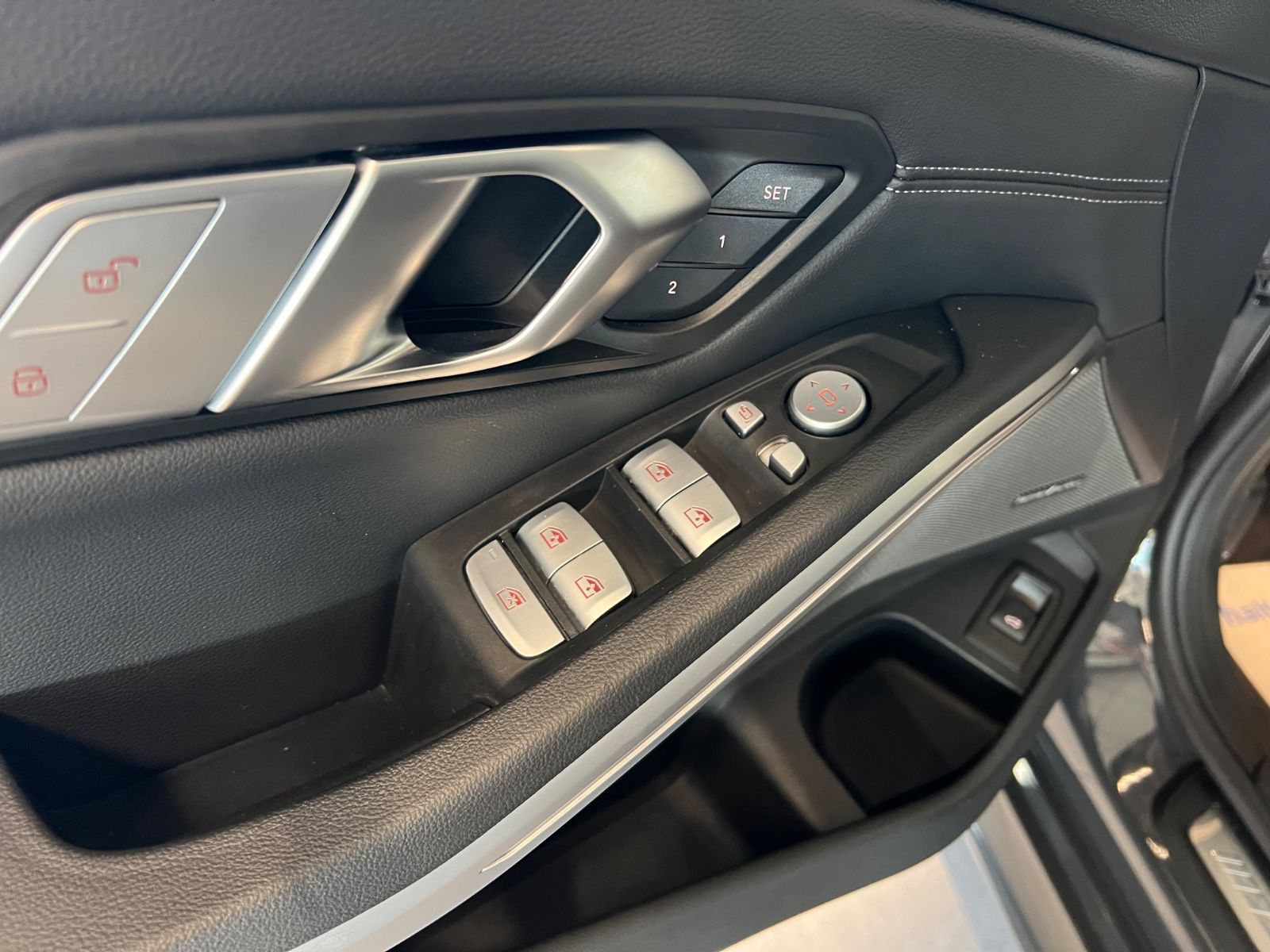 BMW 320 d Touring xDrive M Sport foto 24