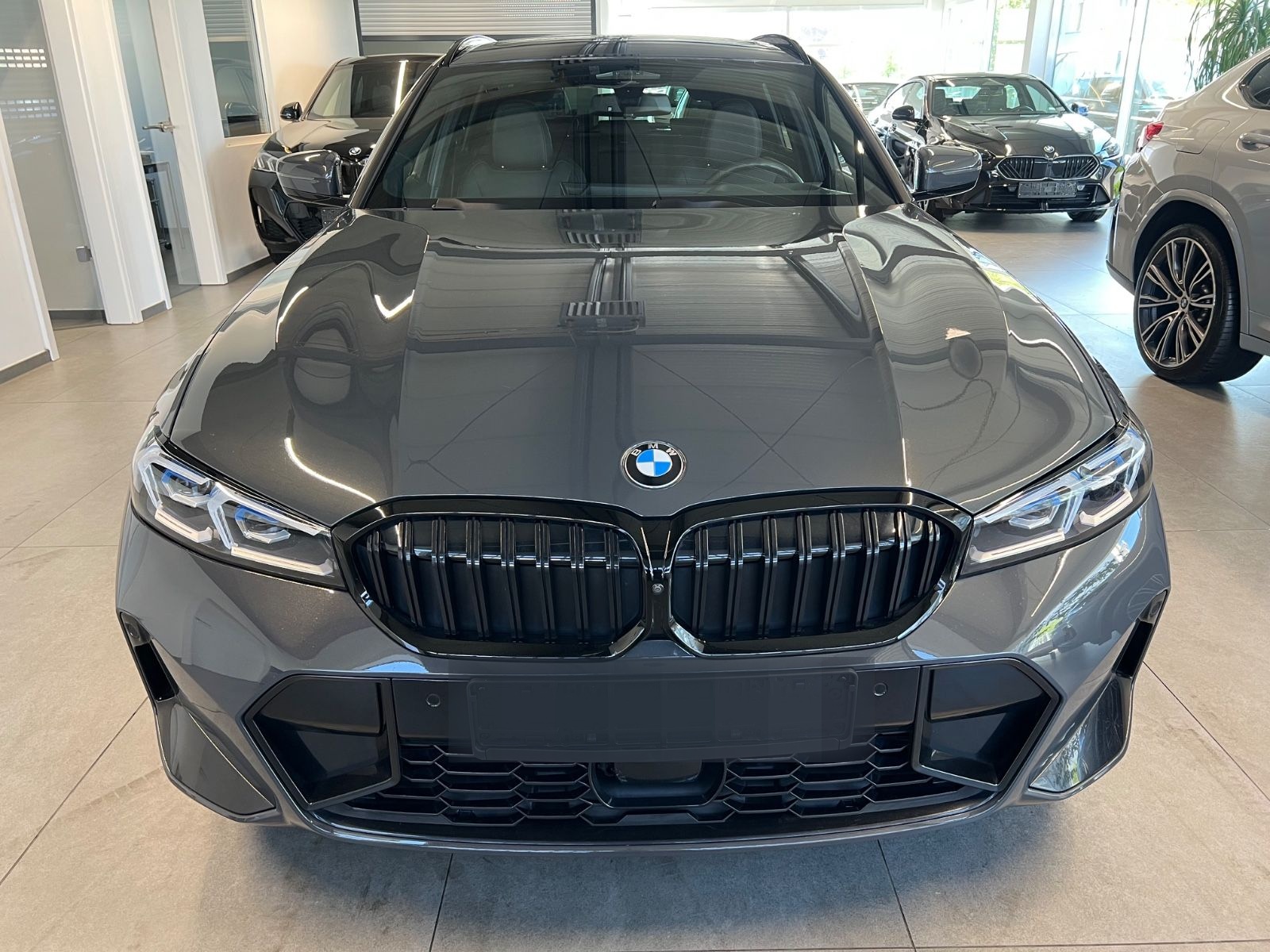 BMW 320 d Touring xDrive M Sport foto 5