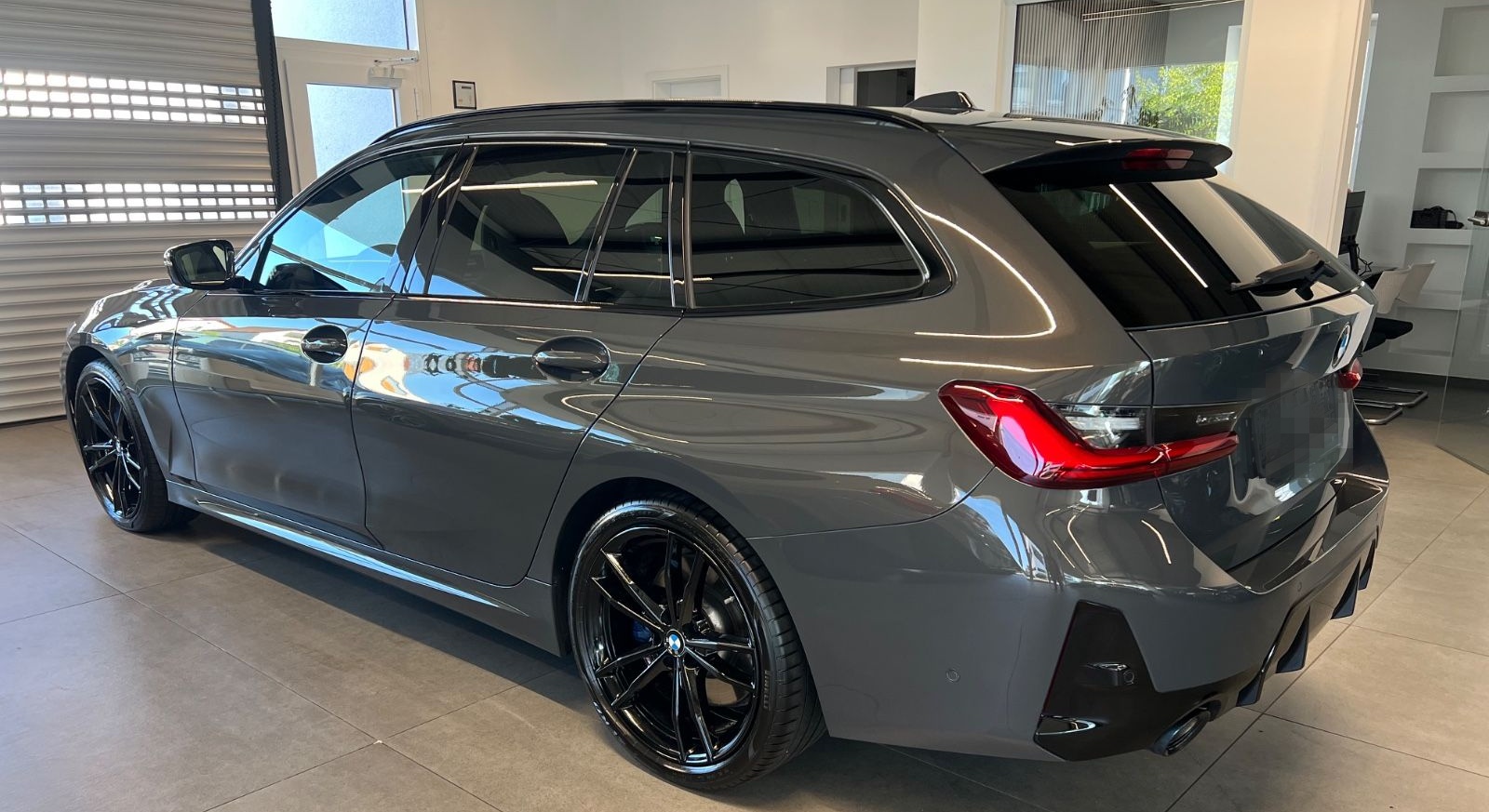 BMW 320 d Touring xDrive M Sport foto 6