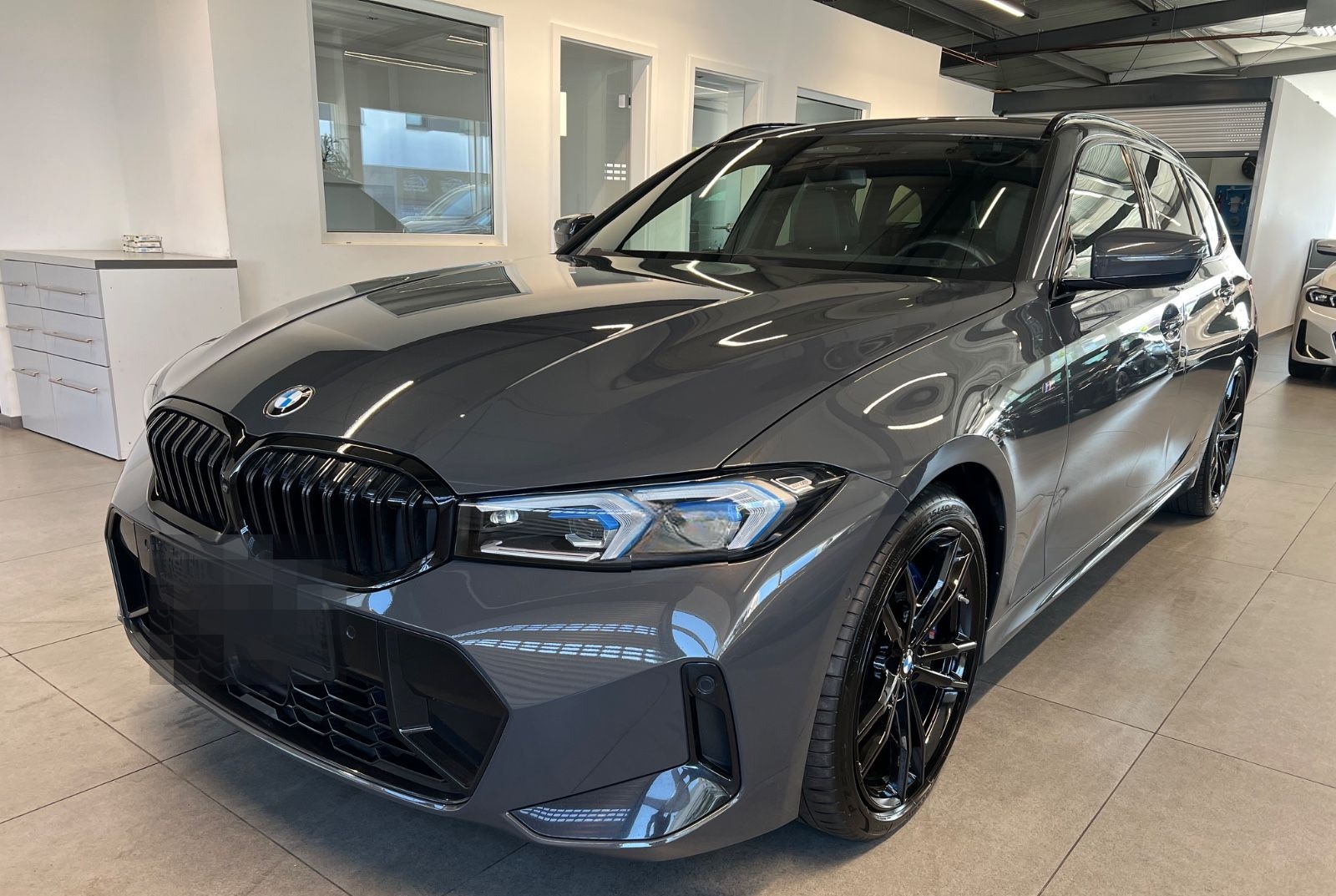 BMW 320 d Touring xDrive M Sport foto 9