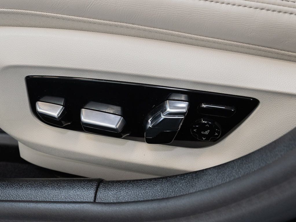 BMW 530xd rive HUD RFK NAVI Standh. LED Laser DAB foto 12