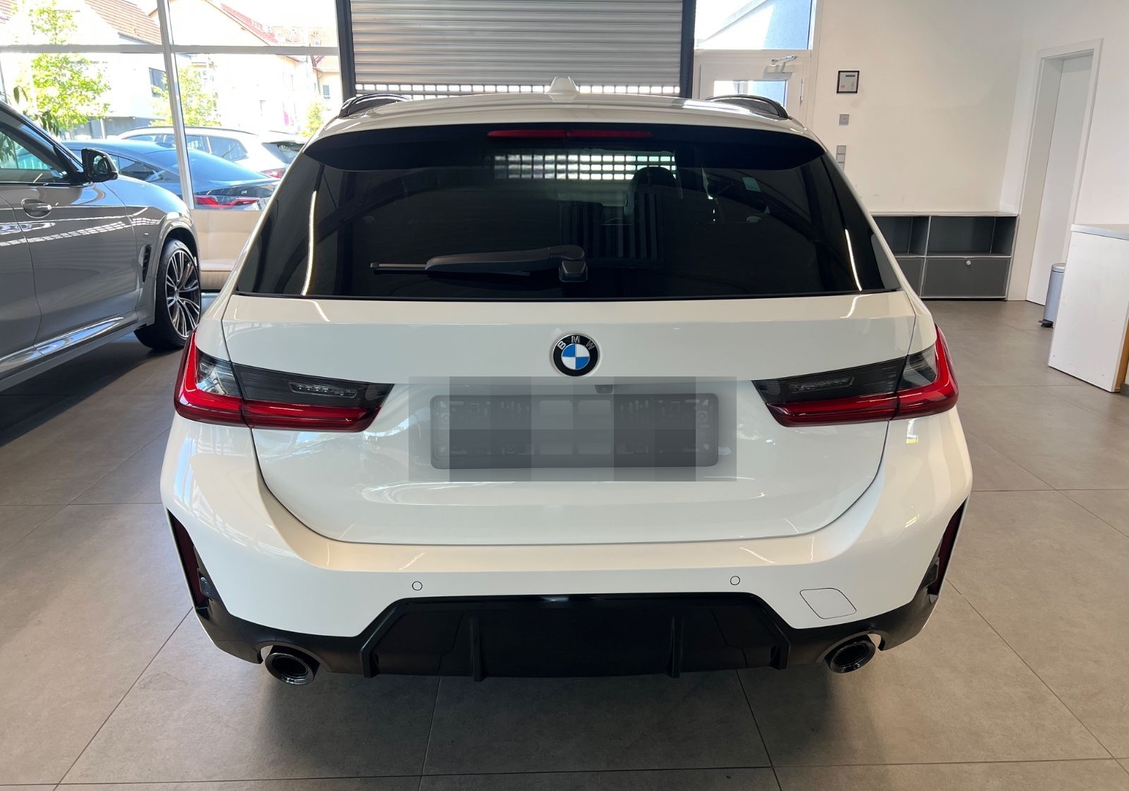 BMW 320 d xDrive M Sport foto 2