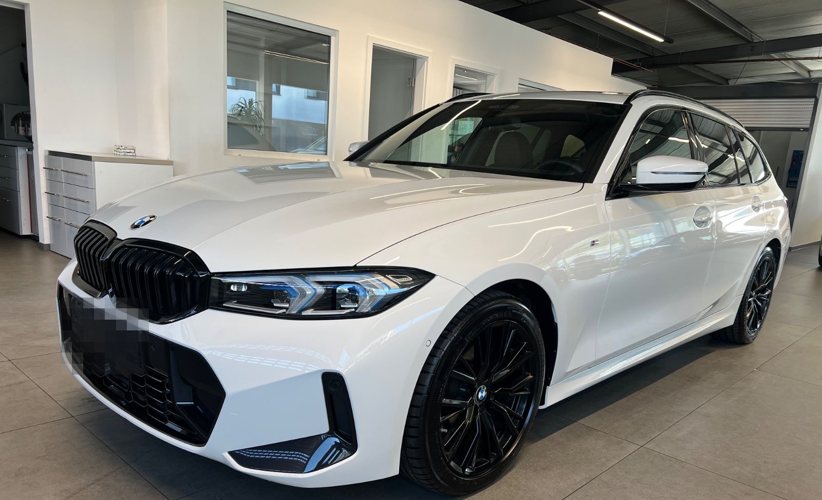 BMW 320 d xDrive M Sport foto 11