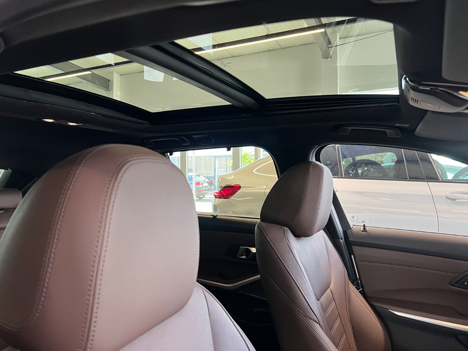 BMW 320 d xDrive M Sport foto 15