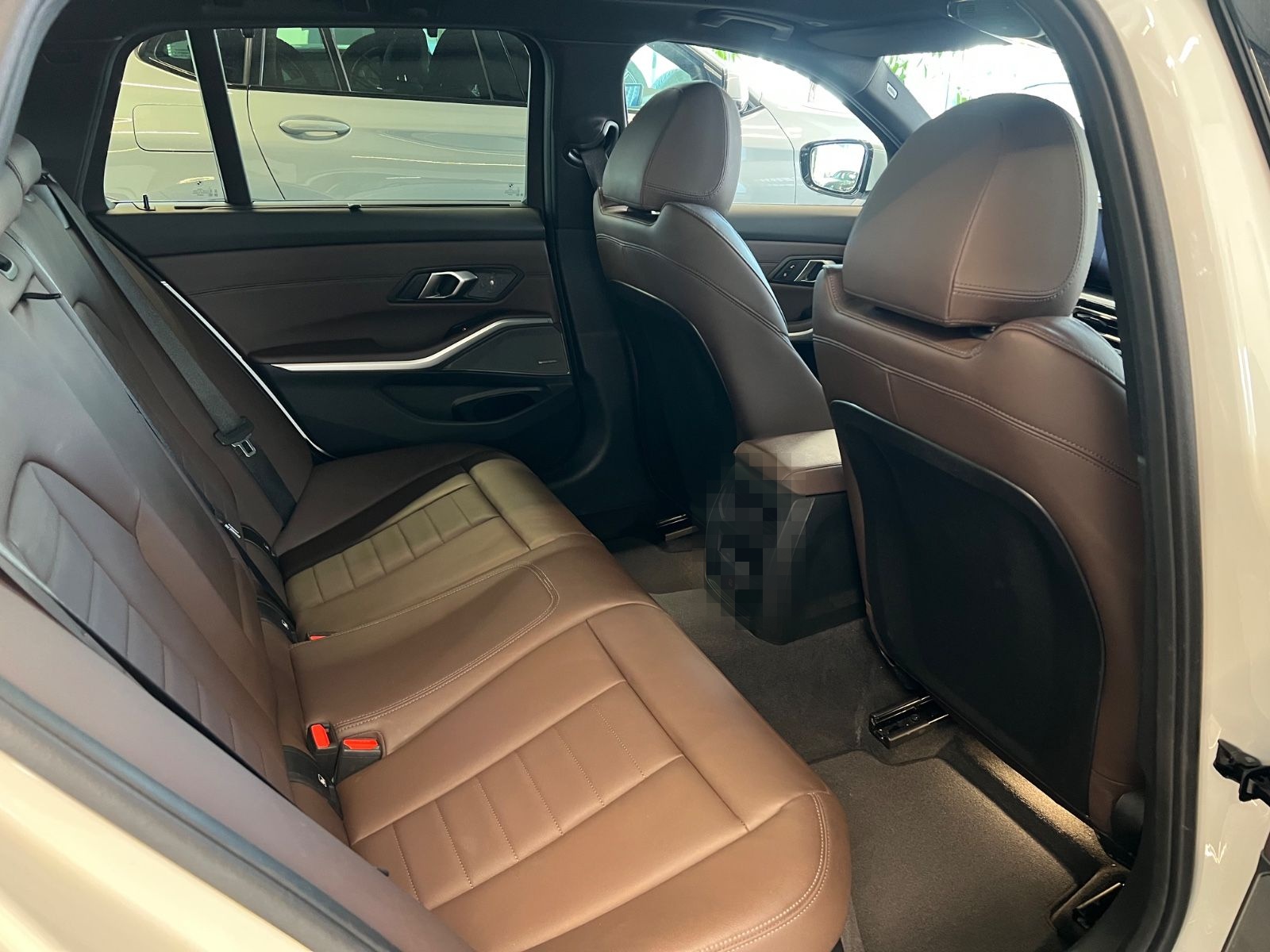 BMW 320 d xDrive M Sport foto 18