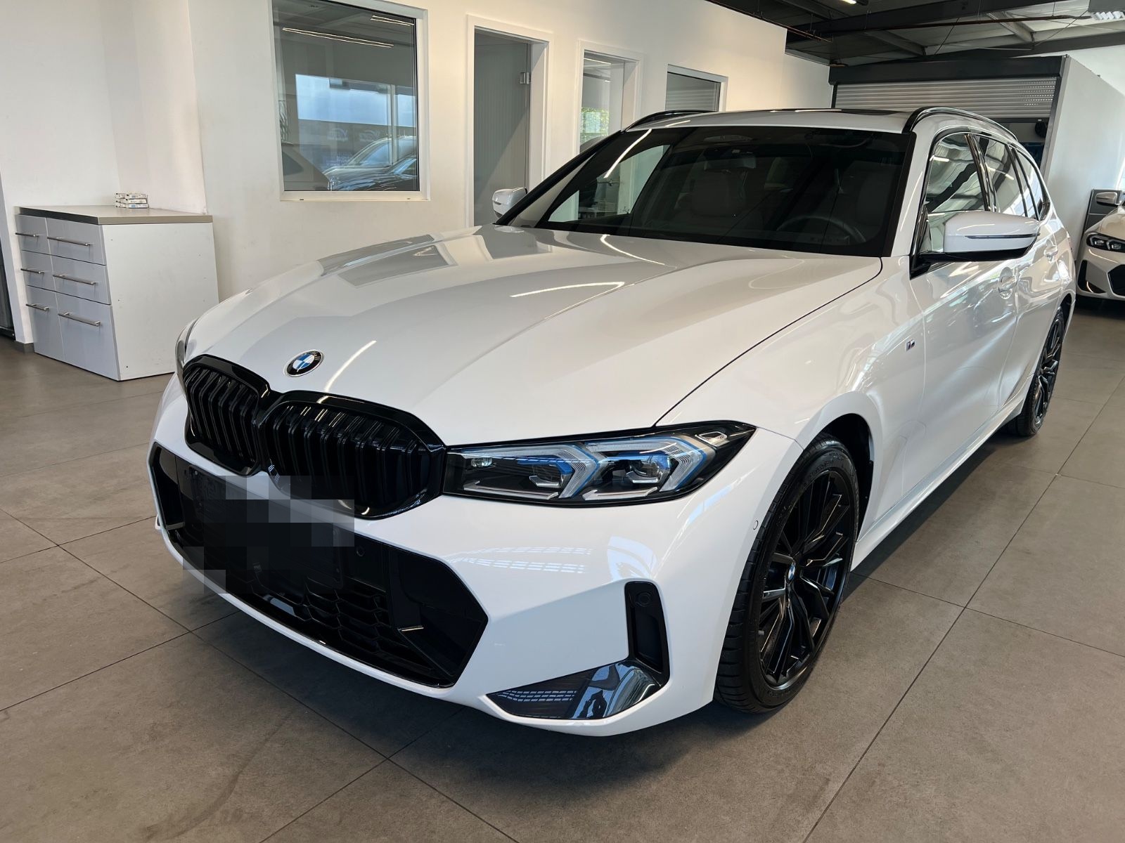 BMW 320 d xDrive M Sport foto 8