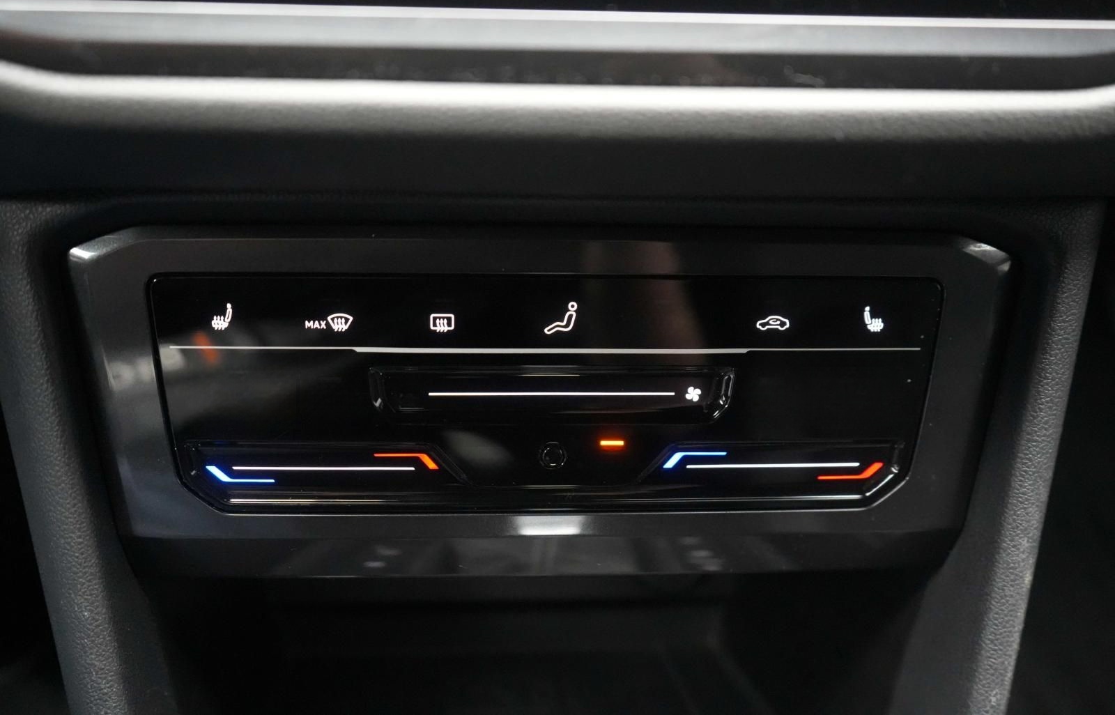 Volkswagen Tiguan Allspace 2.0 TSI 4Motion DSG R-Line ACC/K foto 16