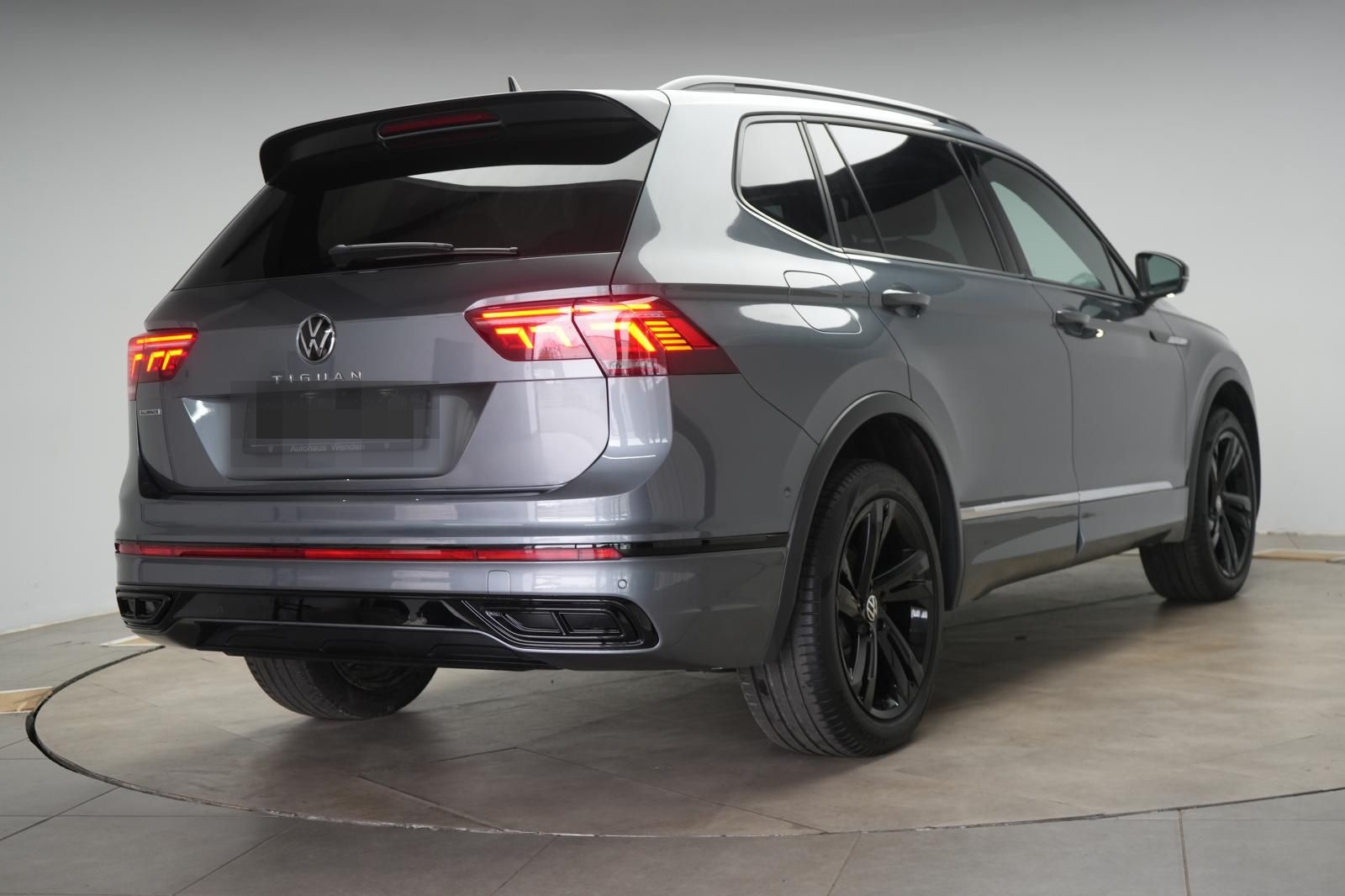 Volkswagen Tiguan Allspace 2.0 TSI 4Motion DSG R-Line ACC/K foto 4