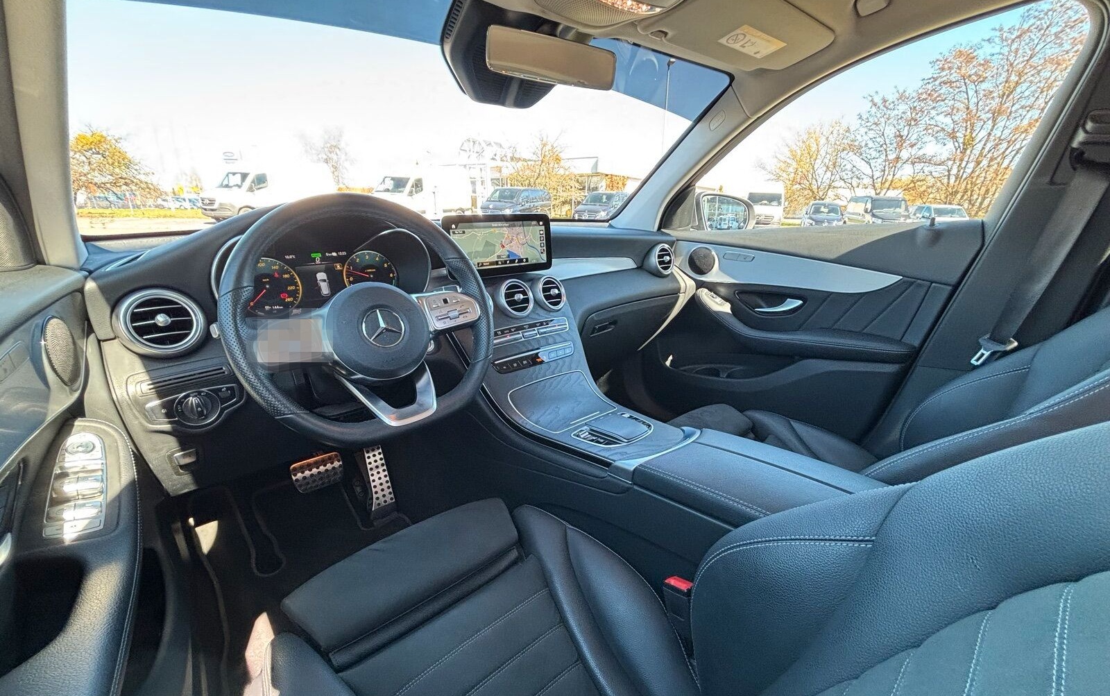 Mercedes-Benz GLC 300 de 4M +AMG+AHK+KeyGo+Distr+CarPlay+RüKa+ foto 15
